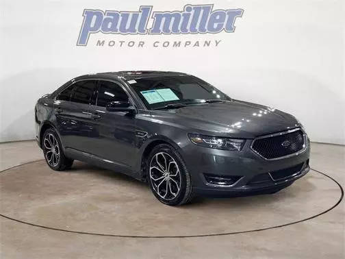 2018 Ford Taurus SHO AWD photo