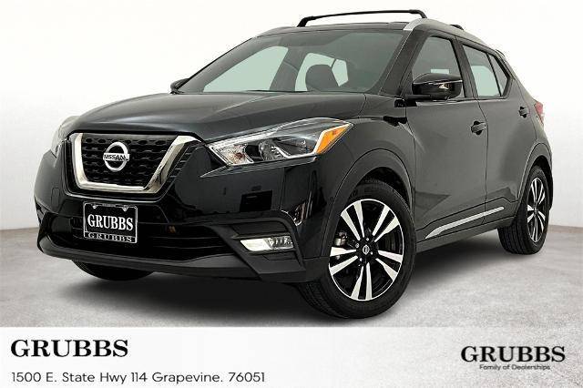 2018 Nissan Kicks SR FWD photo