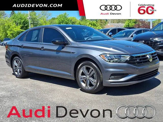 2019 Volkswagen Jetta R-Line FWD photo