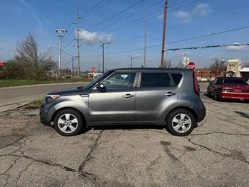 2019 Kia Soul Base FWD photo