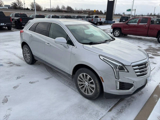 2019 Cadillac XT5 Luxury FWD FWD photo