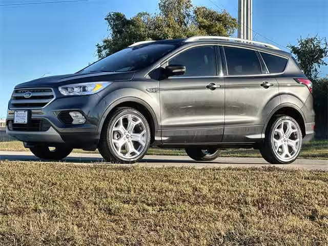 2018 Ford Escape Titanium 4WD photo