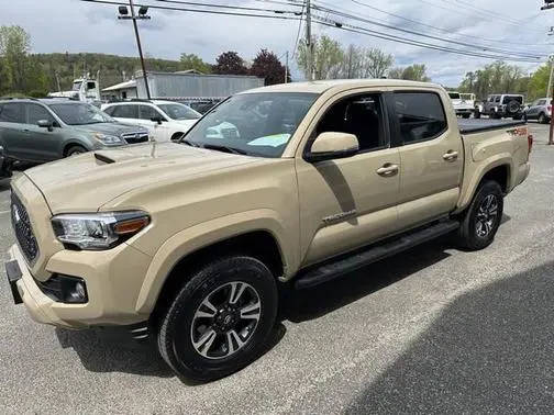 2018 Toyota Tacoma TRD Sport 4WD photo