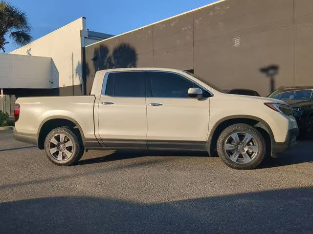2019 Honda Ridgeline RTL-E AWD photo