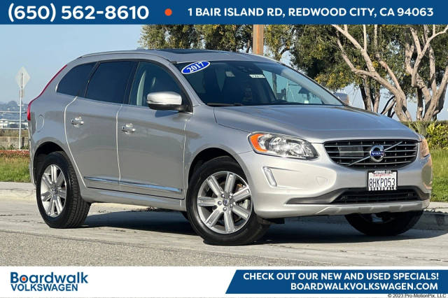 2017 Volvo XC60 Inscription AWD photo