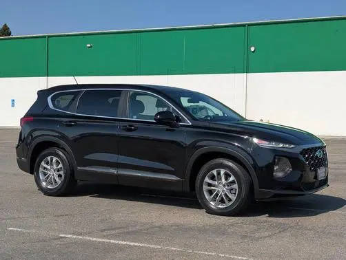 2019 Hyundai Santa Fe SE FWD photo