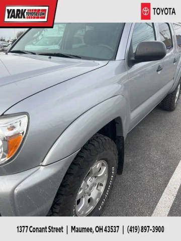 2015 Toyota Tacoma 4WD photo
