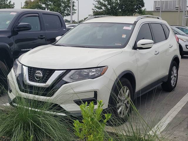 2018 Nissan Rogue SV FWD photo