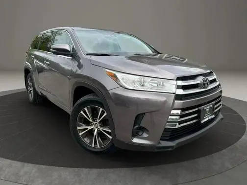 2018 Toyota Highlander LE AWD photo