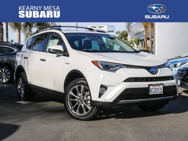 2018 Toyota RAV4 Hybrid Limited AWD photo