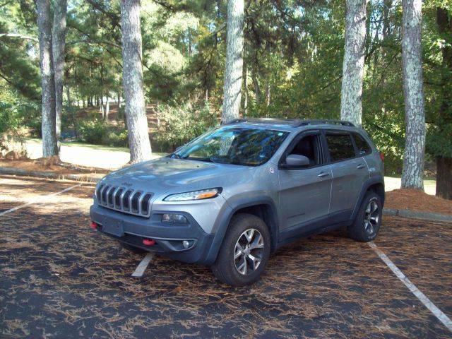 2015 Jeep Cherokee Trailhawk 4WD photo