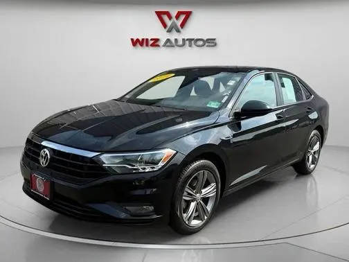 2019 Volkswagen Jetta R-Line FWD photo