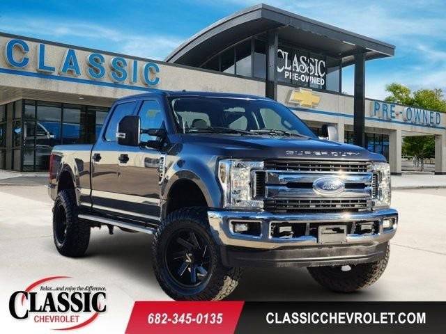 2019 Ford F-250 Super Duty XLT 4WD photo