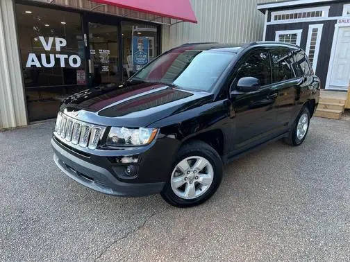 2016 Jeep Compass Latitude FWD photo