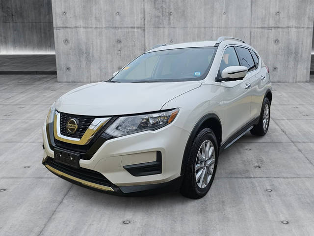 2018 Nissan Rogue SV AWD photo