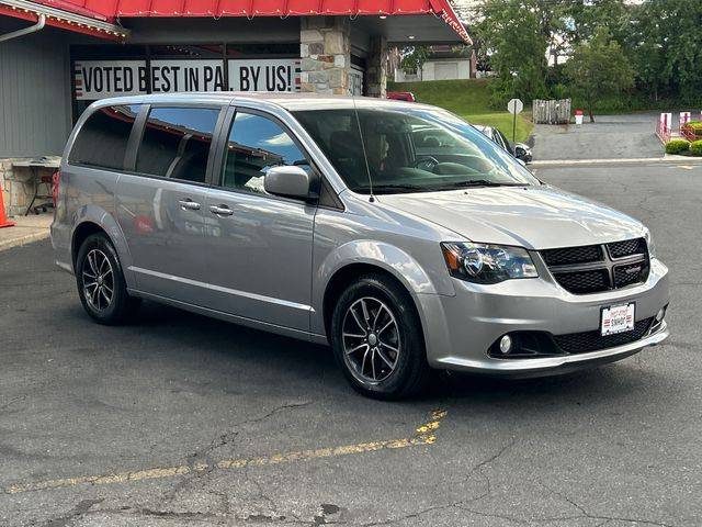 2018 Dodge Grand Caravan SE Plus FWD photo