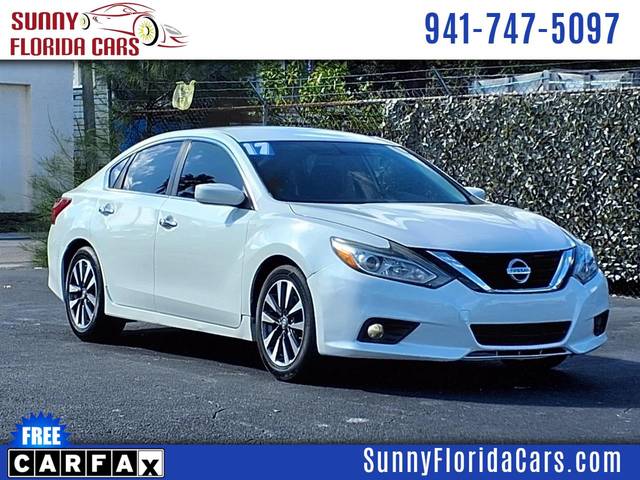 2017 Nissan Altima 2.5 SV FWD photo