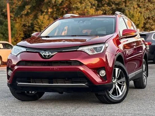 2018 Toyota RAV4 XLE FWD photo