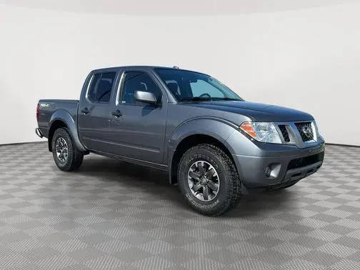 2018 Nissan Frontier PRO-4X 4WD photo