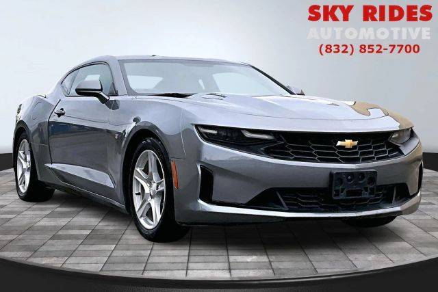 2019 Chevrolet Camaro 1LT RWD photo