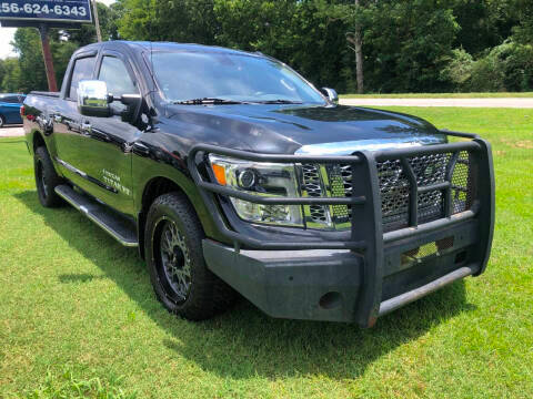 2018 Nissan Titan SL 4WD photo