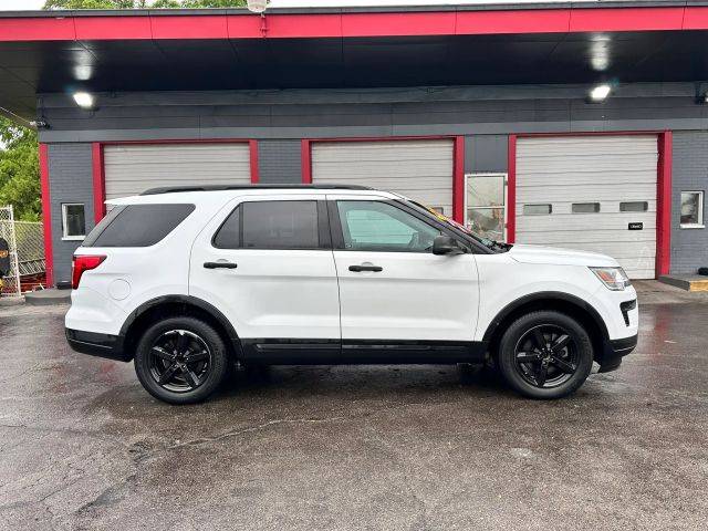 2018 Ford Explorer Base FWD photo