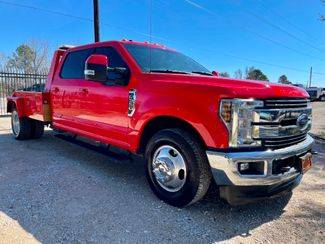 2019 Ford F-350 Super Duty LARIAT RWD photo