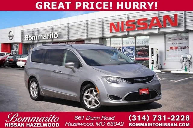 2019 Chrysler Pacifica Minivan Touring L Plus FWD photo
