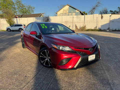 2018 Toyota Camry SE FWD photo