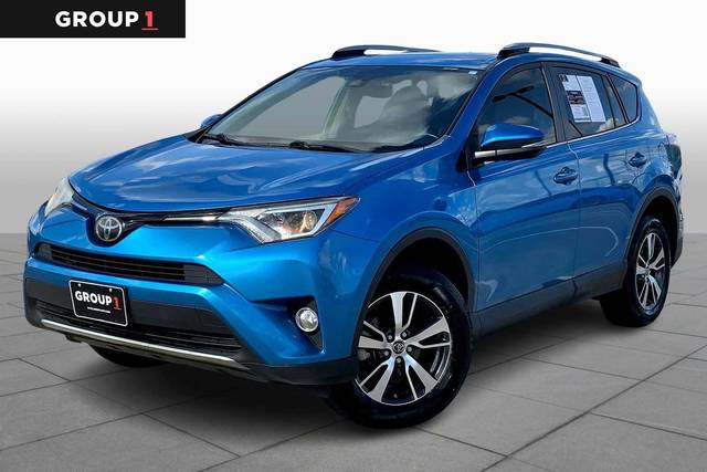 2018 Toyota RAV4 XLE FWD photo