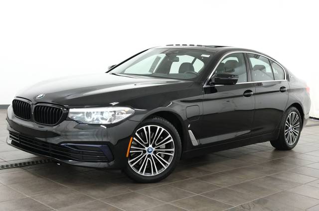 2019 BMW 5 Series 530e xDrive iPerformance AWD photo