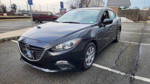 2015 Mazda 3 i Sport FWD photo