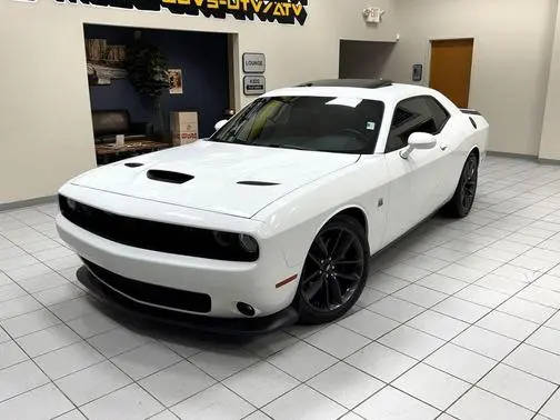 2019 Dodge Challenger R/T Scat Pack RWD photo