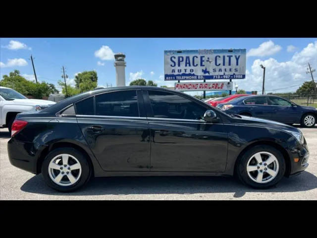 2015 Chevrolet Cruze LT FWD photo