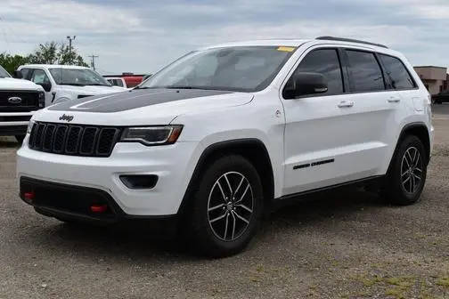 2017 Jeep Grand Cherokee Trailhawk 4WD photo