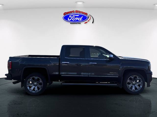 2018 GMC Sierra 1500 Denali 4WD photo