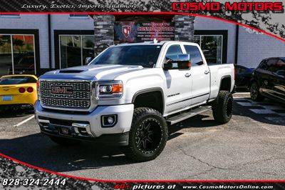 2019 GMC Sierra 2500HD Denali 4WD photo