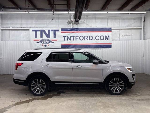 2019 Ford Explorer Platinum 4WD photo