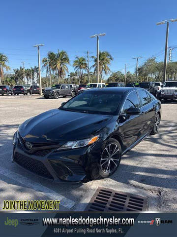 2018 Toyota Camry SE FWD photo