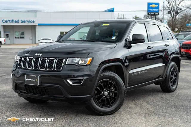 2018 Jeep Grand Cherokee Laredo E RWD photo