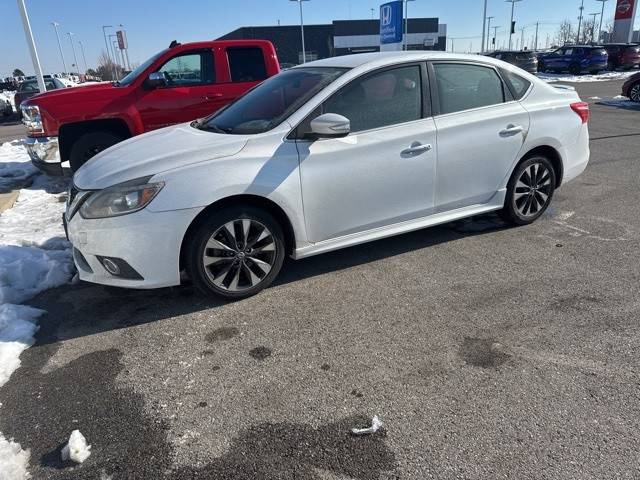 2019 Nissan Sentra SR FWD photo