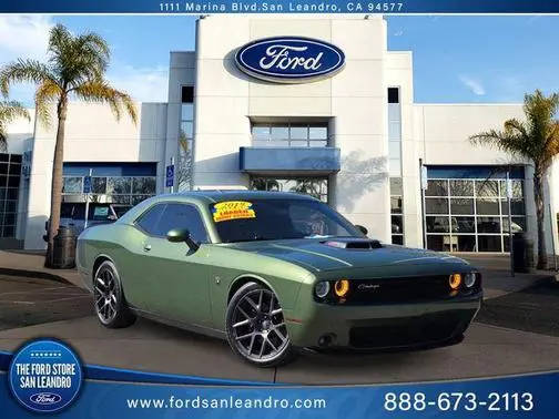 2019 Dodge Challenger R/T Scat Pack RWD photo
