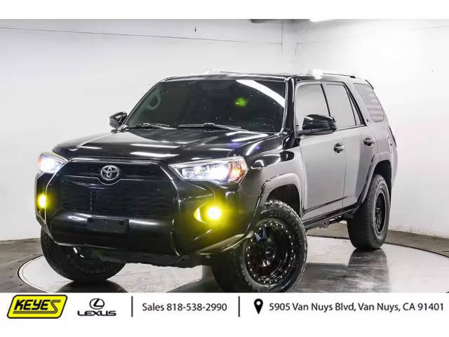 2017 Toyota 4Runner SR5 4WD photo