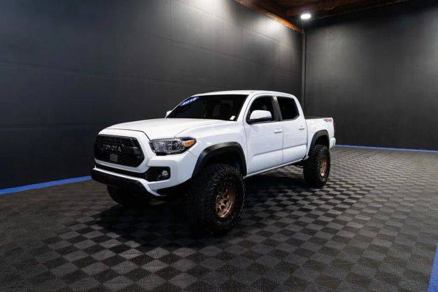 2018 Toyota Tacoma TRD Off Road 4WD photo