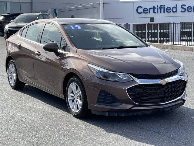 2019 Chevrolet Cruze LT FWD photo