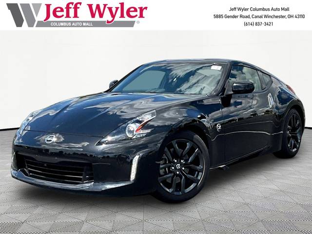 2018 Nissan 370Z Touring RWD photo