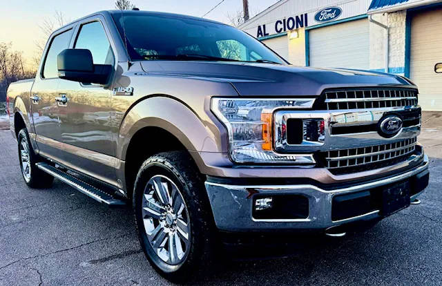 2018 Ford F-150 XLT 4WD photo