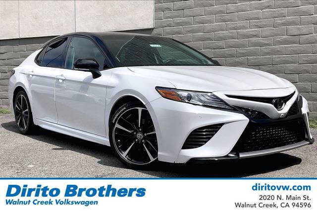 2018 Toyota Camry XSE V6 FWD photo