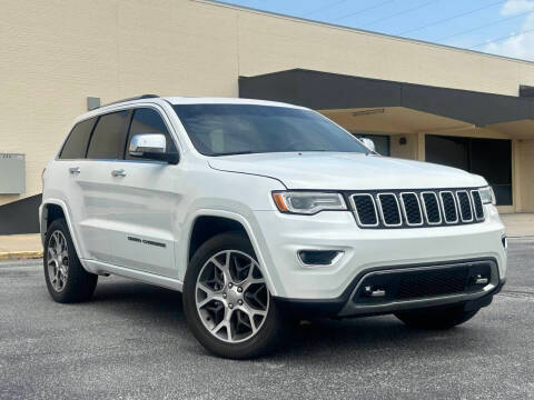 2019 Jeep Grand Cherokee Overland 4WD photo
