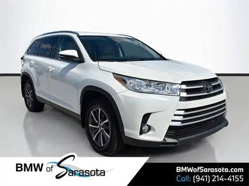 2019 Toyota Highlander XLE AWD photo
